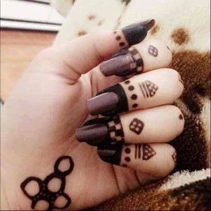 Meet your Posher, Aicha